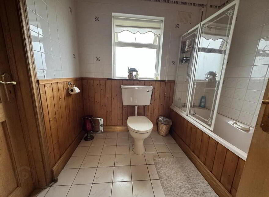 Casa Mar, Main Street, Enniscrone, F26E678