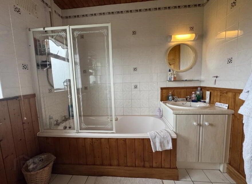 Casa Mar, Main Street, Enniscrone, F26E678