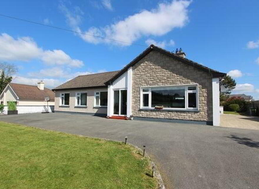 Carrickagarvan, Castleblayney, Monaghan, A75Y750 photo