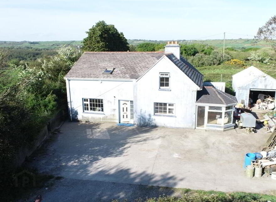 Castlelands, Enniskeane, Ballineen, P47A378