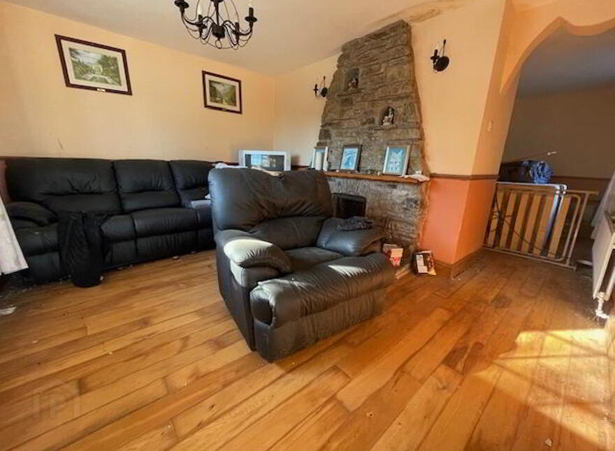 Castlelands, Enniskeane, Ballineen, P47A378