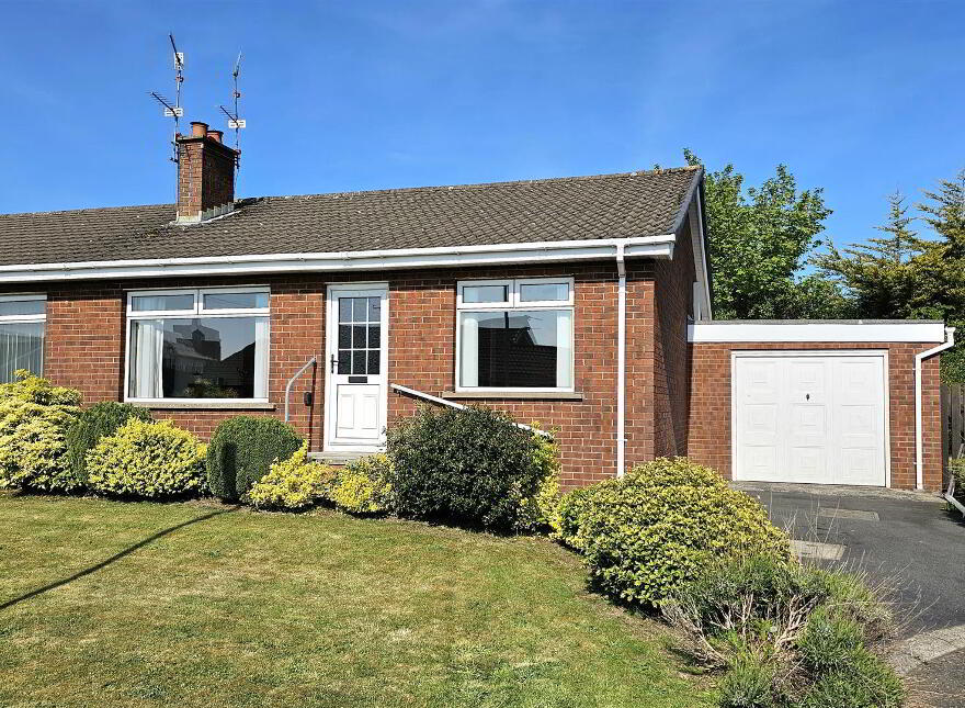 5 Brook Green, Carrickfergus, BT38 7TG photo