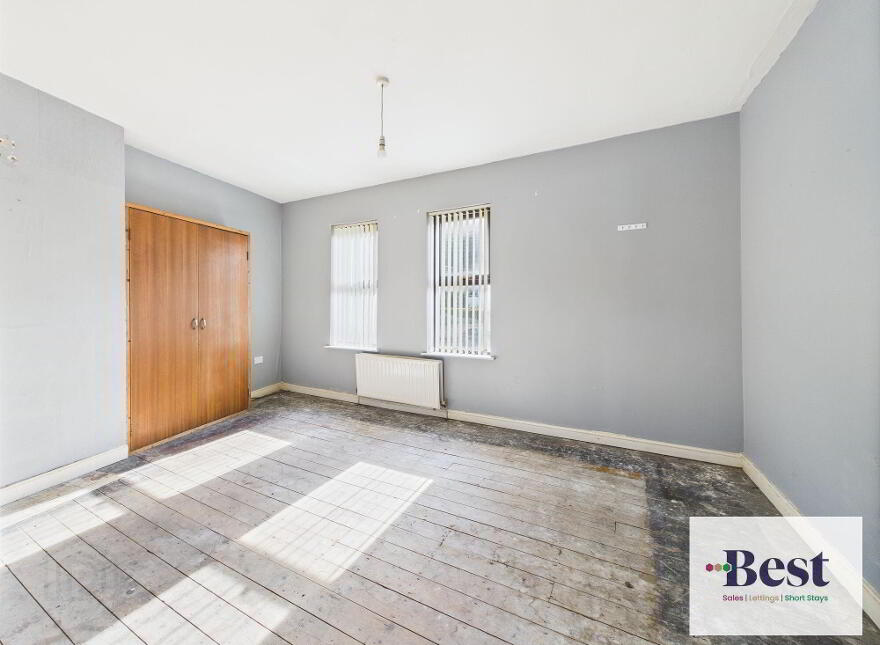 76 Circular Road, Larne, BT40 3AH