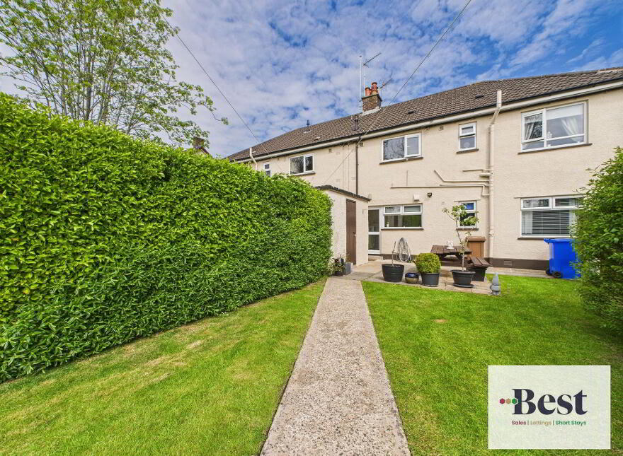 82 Shanlea Drive, Larne, BT40 2JG photo