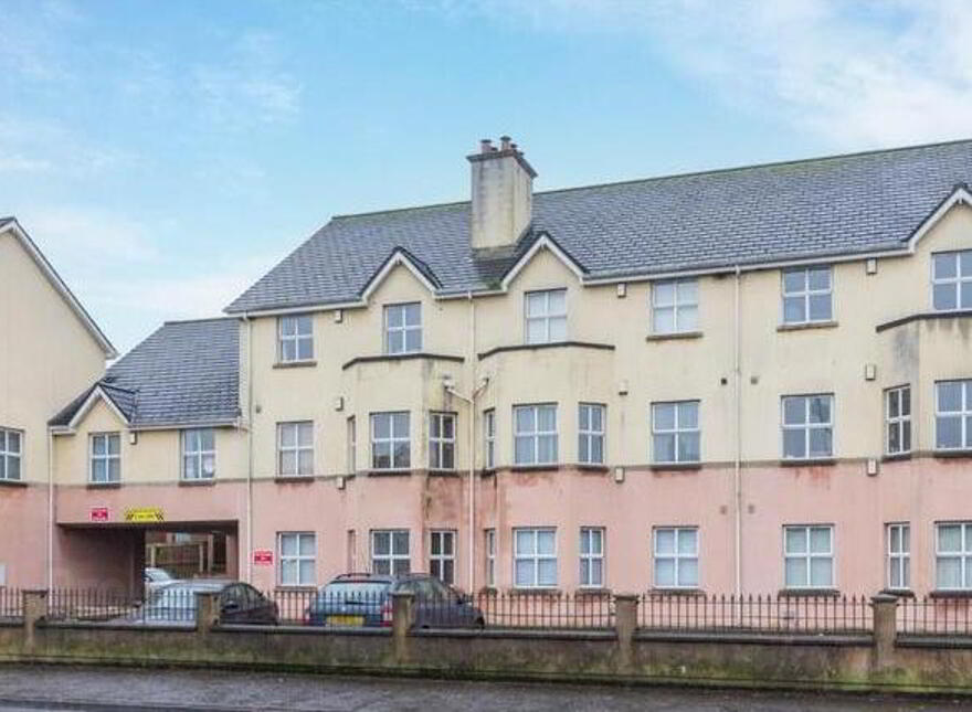 12b Saintfield Mews, Lisburn, BT27 5BD photo