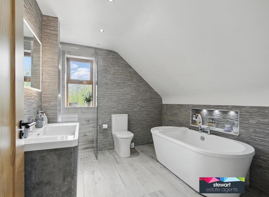 3 Kinallen Road, Dromore, Dromara, BT25 2NL