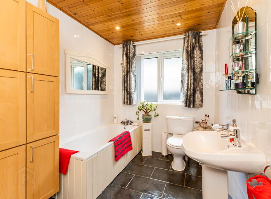 River Side, 6 Smalls Road, Warrenpoint, Newry, BT34 3PL