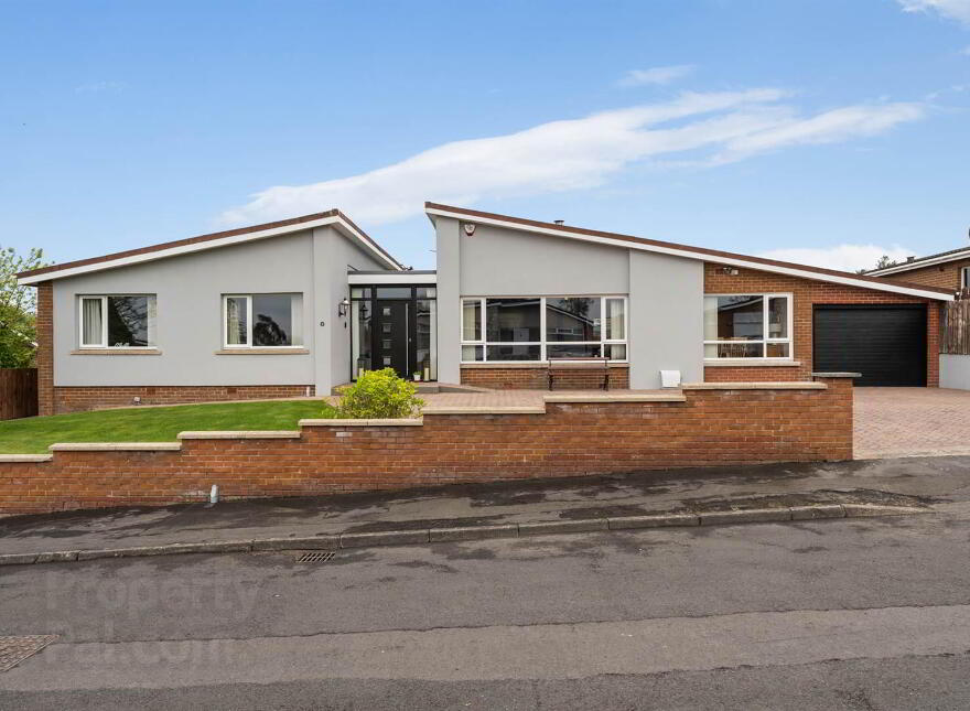 2 Moore Drive, Helens Bay, BT19 1LQ photo