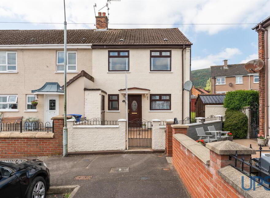 101 Monagh Drive, Belfast, BT11 8EE photo