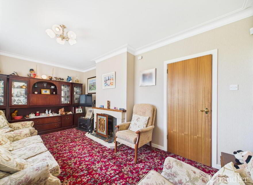 35 Glenholm Crescent, Belfast, BT8 6LT