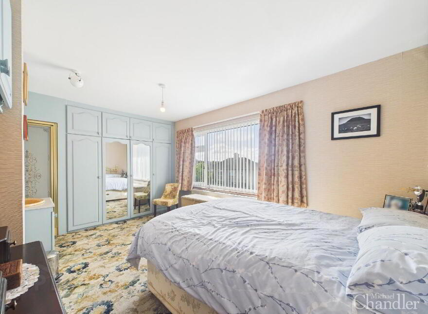 35 Glenholm Crescent, Belfast, BT8 6LT