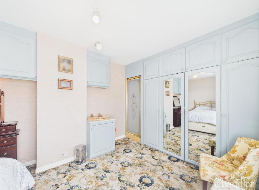 35 Glenholm Crescent, Belfast, BT8 6LT