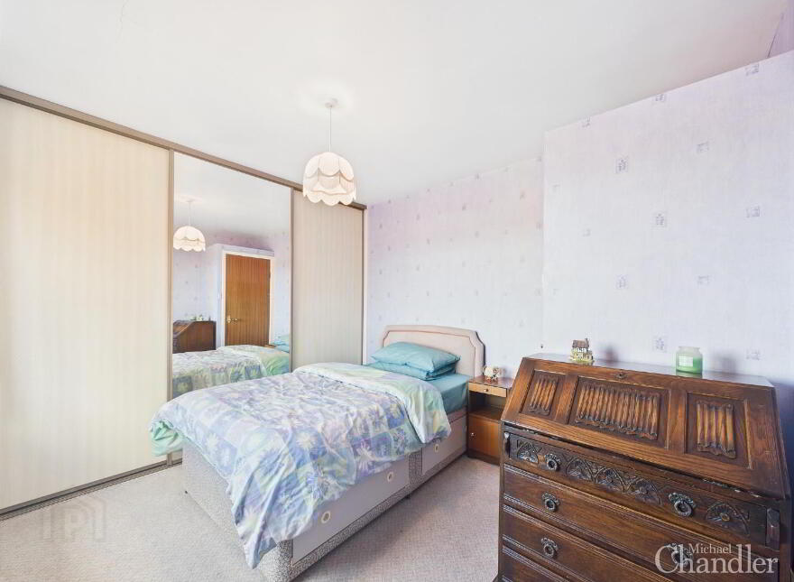 35 Glenholm Crescent, Belfast, BT8 6LT