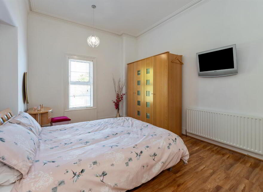 24 Woodburn Road, Carrickfergus, BT38 8PX