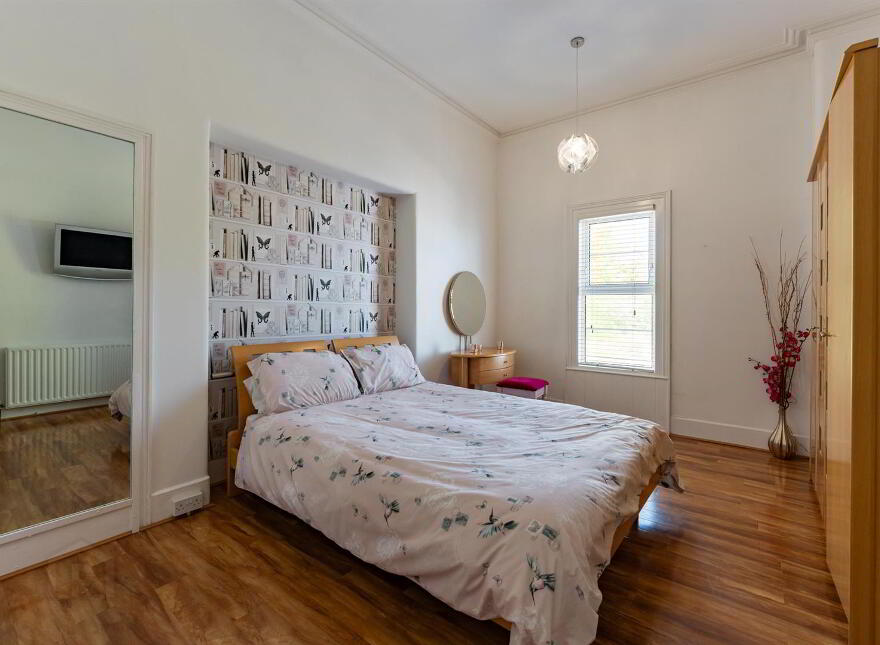 24 Woodburn Road, Carrickfergus, BT38 8PX