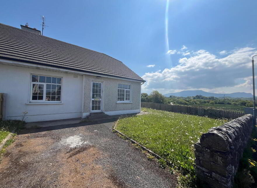 8 Bunholvil, Bundoran, F94YN99 photo