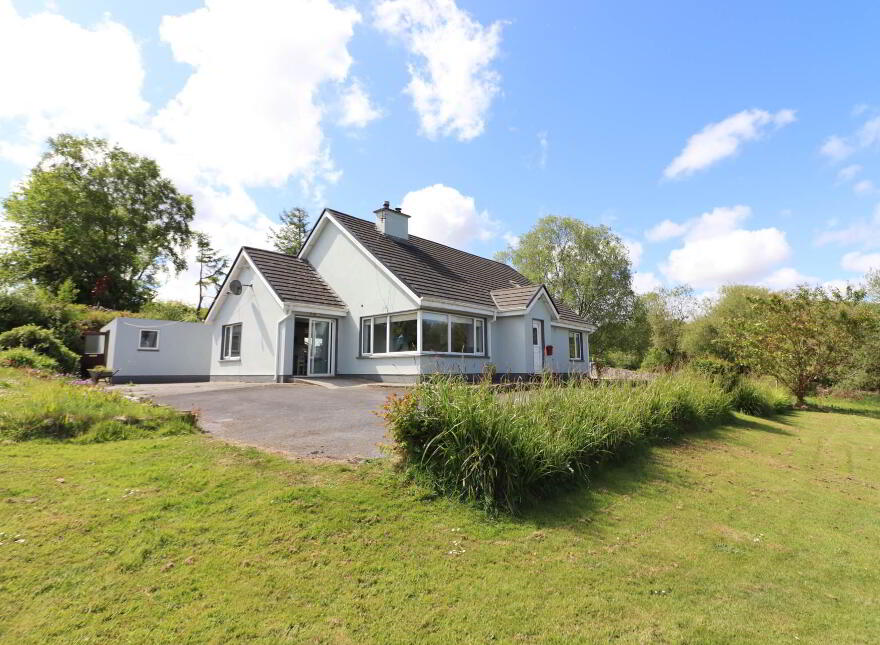 Carrowlustraun, Moycullen, H91DX8P