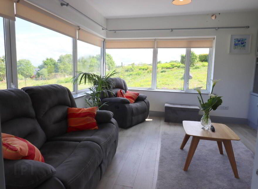 Carrowlustraun, Moycullen, H91DX8P