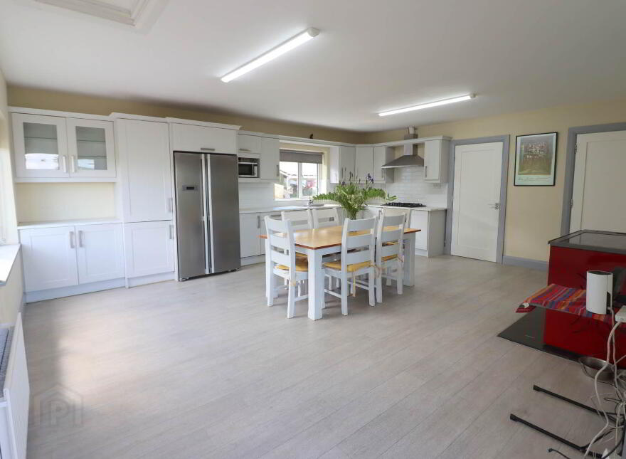 Carrowlustraun, Moycullen, H91DX8P