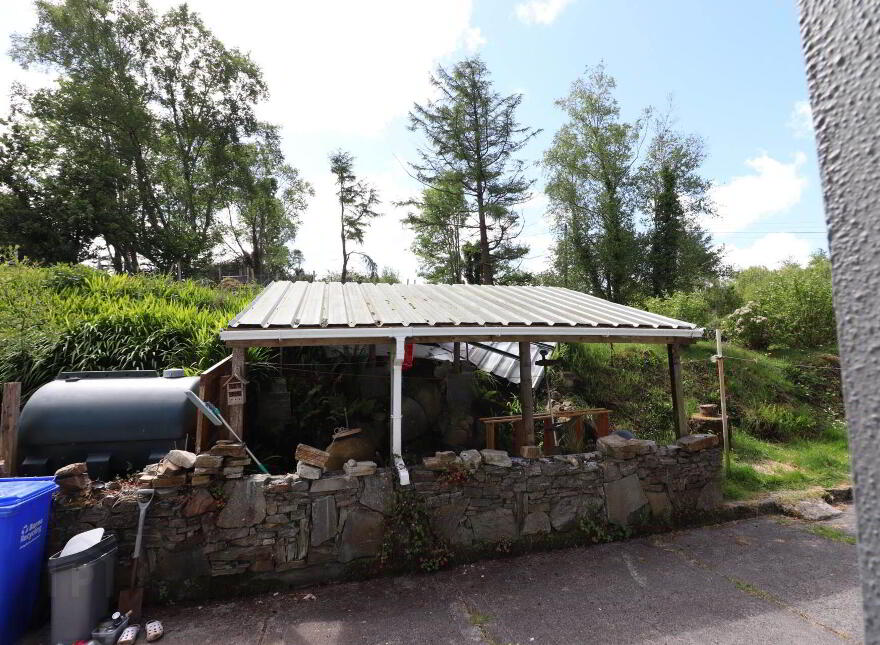 Carrowlustraun, Moycullen, H91DX8P