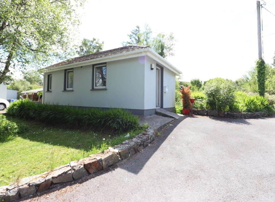 Carrowlustraun, Moycullen, H91DX8P