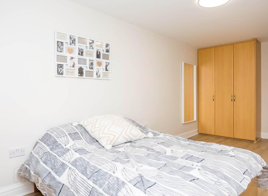 27 Eaton Close, Rathcoole, Dublin, D24CR40