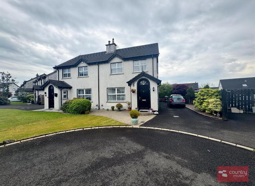16 Huntingdale Way, Ballyclare, BT39 9YZ photo