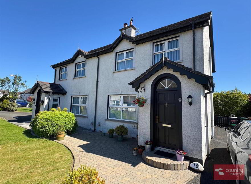 16 Huntingdale Way, Ballyclare, BT39 9YZ photo