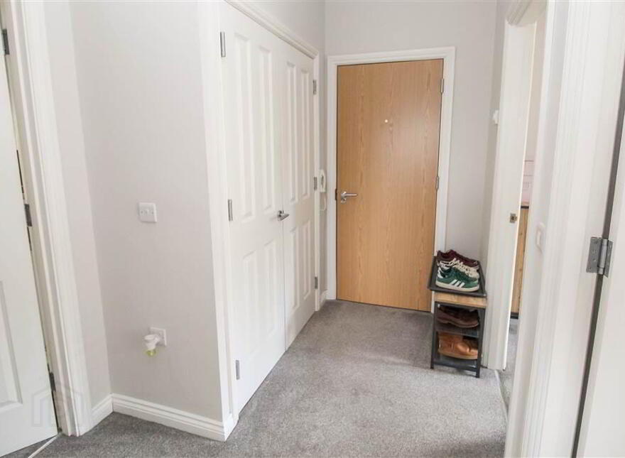 Apt 3, 6 Loughan Hall, Dundonald, Belfast, BT16 2FT