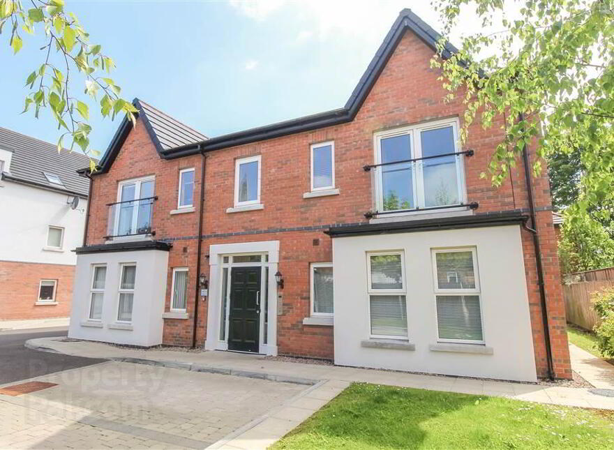 Apt 3, 6 Loughan Hall, Dundonald, Belfast, BT16 2FT photo