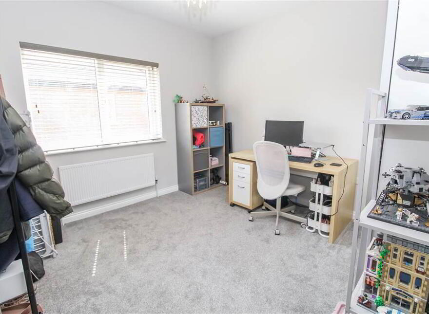 Apt 3, 6 Loughan Hall, Dundonald, Belfast, BT16 2FT