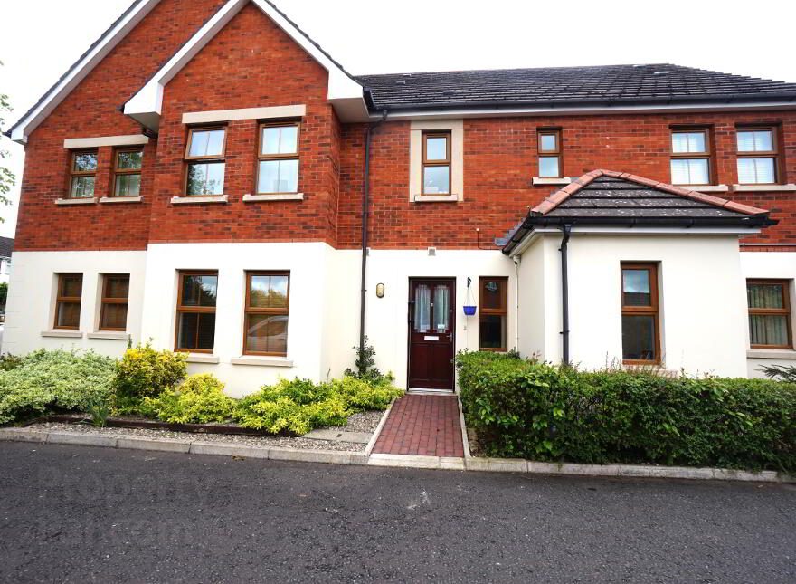 3 Burnbrae Mews, Lisburn, BT27 5JP photo