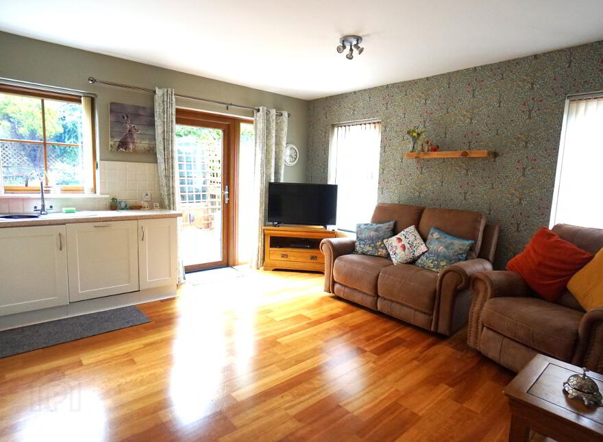 3 Burnbrae Mews, Lisburn, BT27 5JP