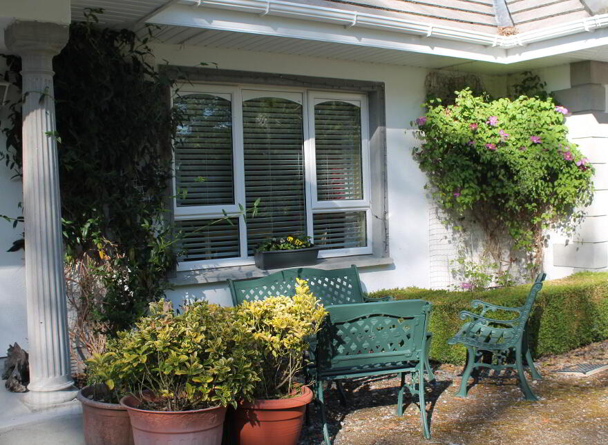 Barony House, The Meelaghans, Tullamore, Offaly, R35H7T2