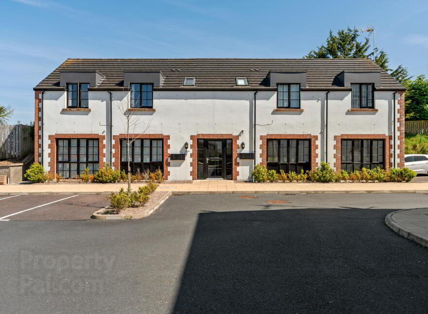 24 Fort Manor, Dundonald, Belfast, BT16 1ZA photo