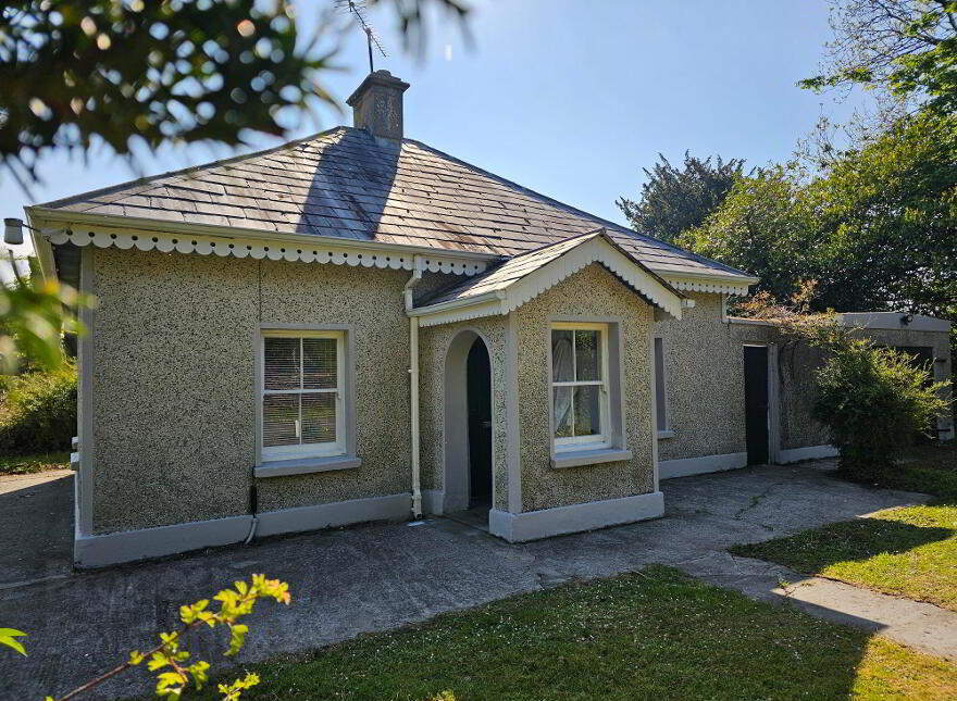 52 Derrygonnelly Road, Enniskillen, BT74 7EY photo