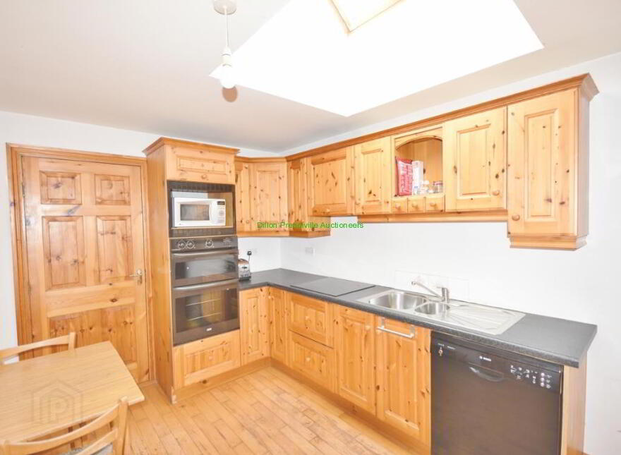 No. 18 St Patrick's Terrace, Tarbert, V31RV00
