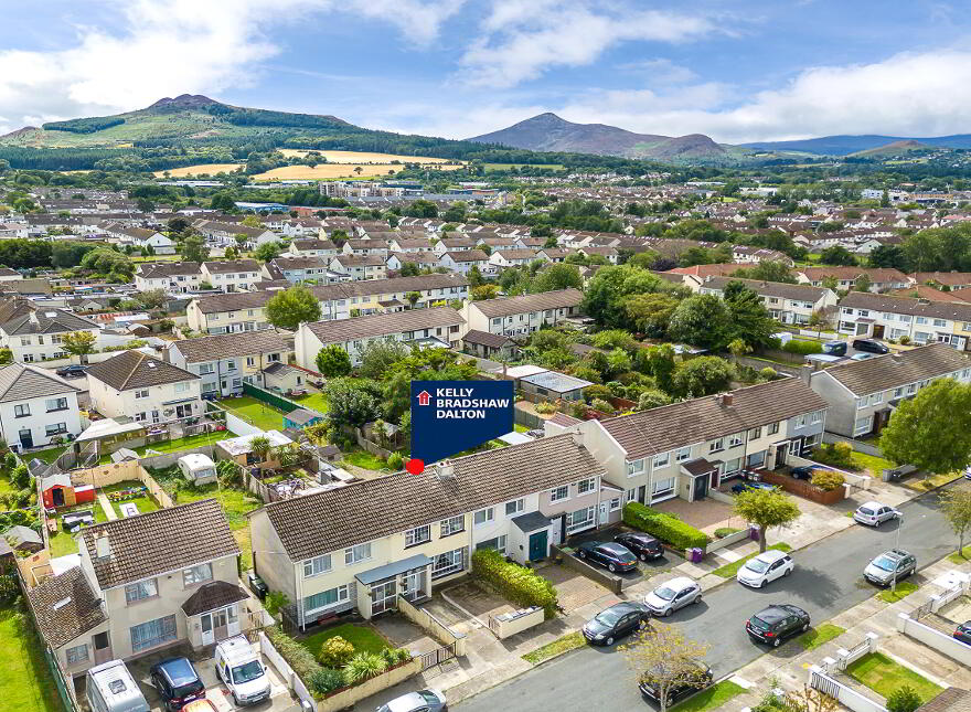 59 Sugarloaf Crescent, Bray, A98C7K3 photo
