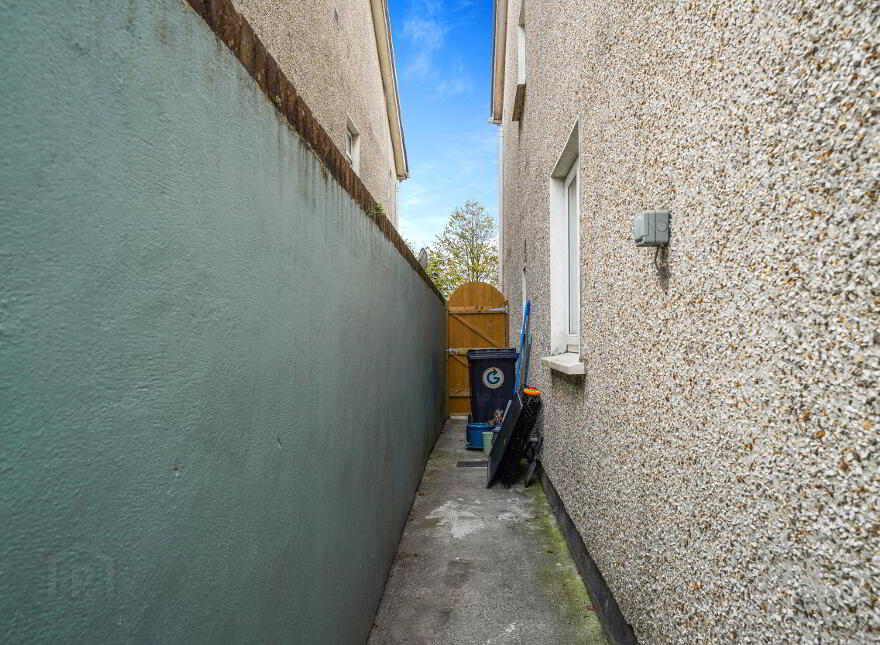 35 Monastery Gate Close, Clondalkin, Dublin, D22H674