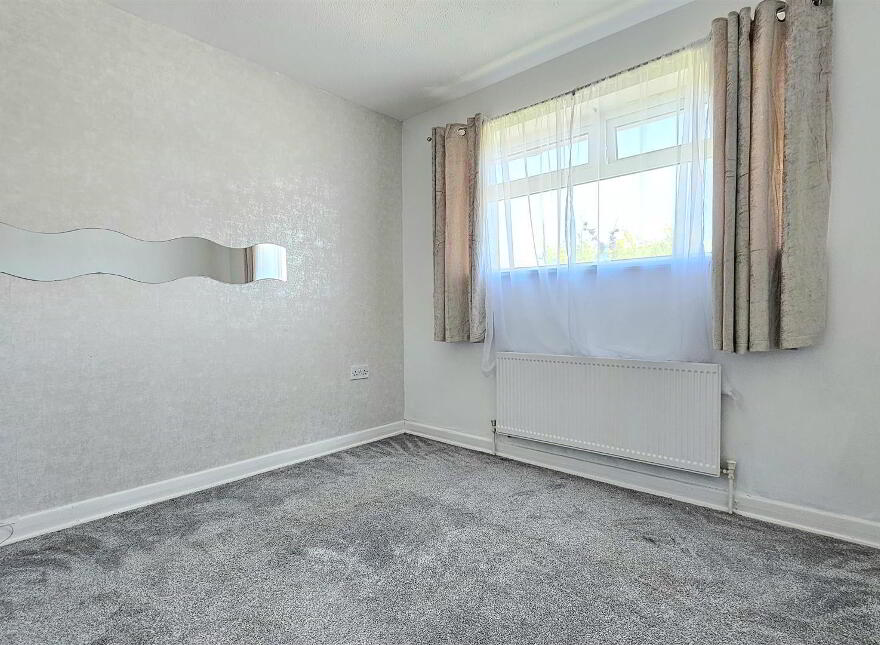 77 Victoria Road, Carrickfergus, BT38 7JJ