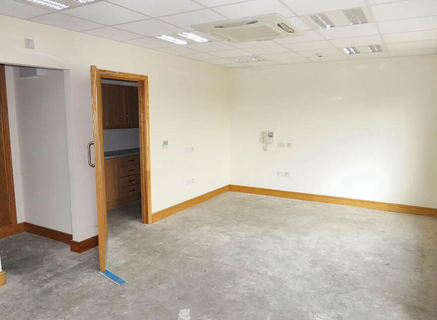 Office, 1 Charleville Town Centre, Bakers Road, Charleville, P56FX37