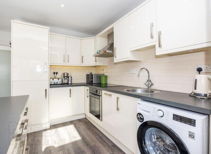 66 Bremore Drive, Balbriggan, K32D953 photo