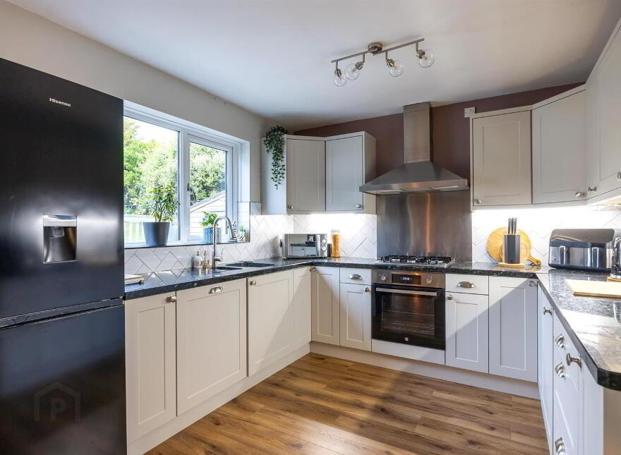 11 Lord Warden's Court, Bangor, BT19 1GJ