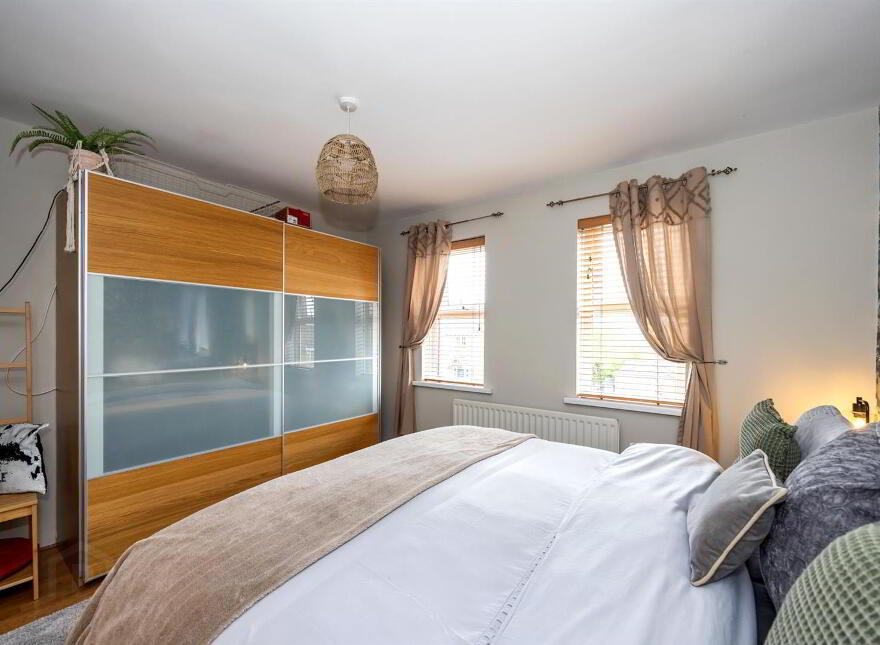 11 Lord Warden's Court, Bangor, BT19 1GJ