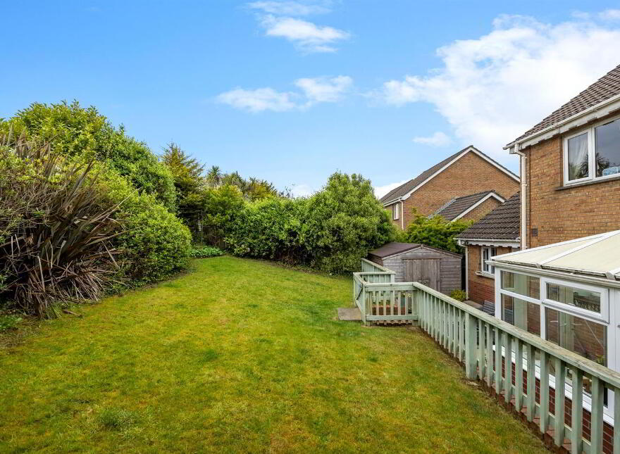 11 Lord Warden's Court, Bangor, BT19 1GJ