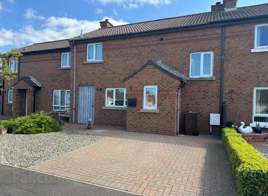 76 Anderson Crescent, Limavady, BT49 0SY photo