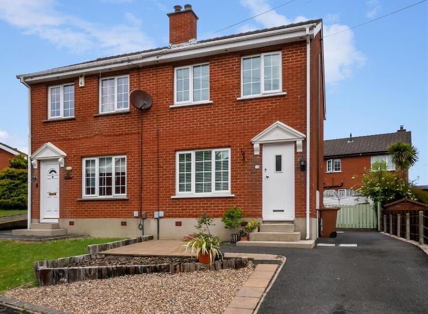 18 Beaufort Avenue, Beechill Road, Belfast, BT8 7TY photo