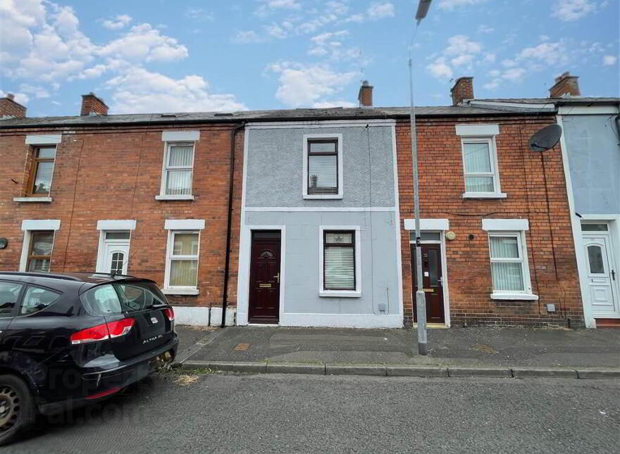30 Fort Street, Belfast, BT12 7BH photo