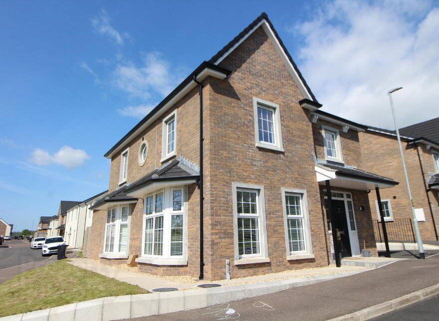44 Bashford Park Road, Carrickfergus, BT38 7FR photo