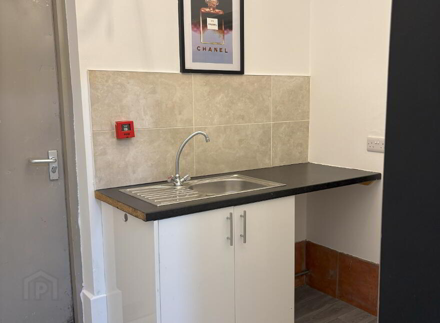 87 Castlereagh Street, Belfast, BT5 4NF